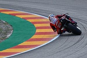 Le nouveau pneu à l'origine de l'irrégularité ? Ducati appuie Dovizioso
