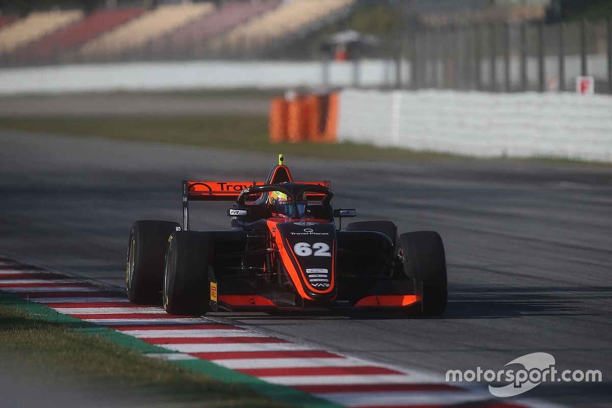 Formula Regional, Barcellona, Libere 2: Hauger brilla