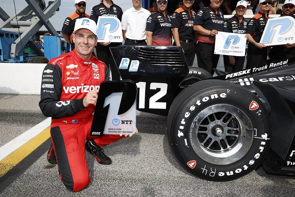 Pole sitter Will Power, Team Penske Chevrolet celebrates his pole position 