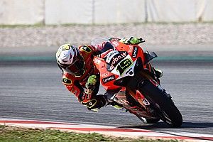 WorldSBK | Barcelona: Bautista domina y da un recital en la carrera 1