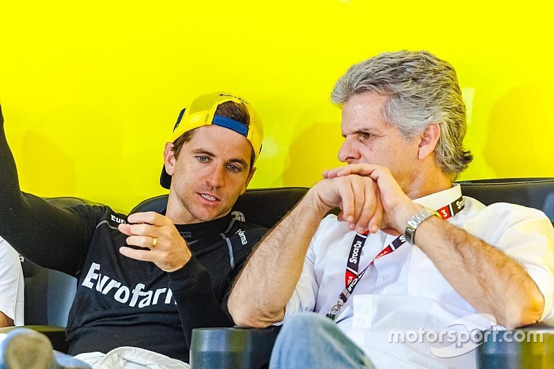 Stock Car: Chico Serra revela tensão durante prova que fez filho igualar títulos