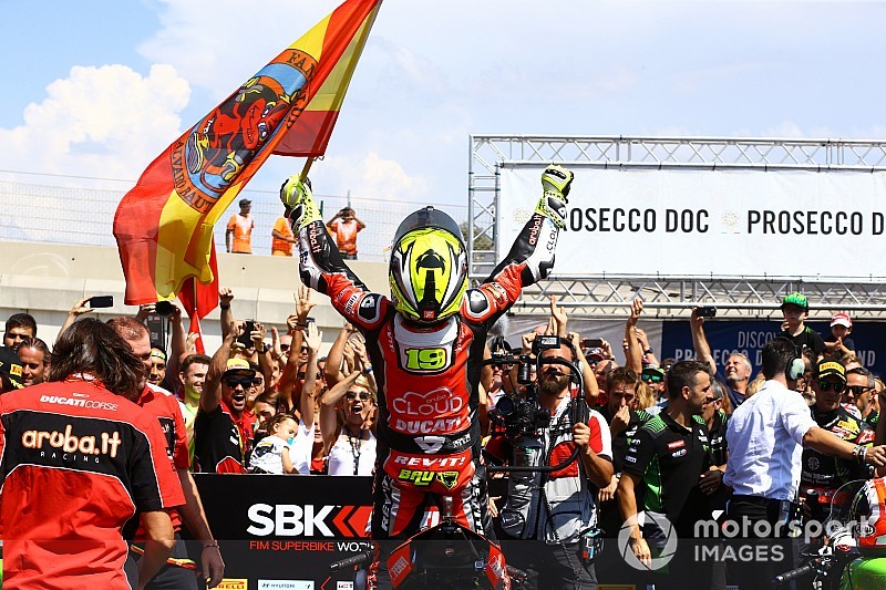Fotogallery SBK: Bautista torna a vincere a Portimao