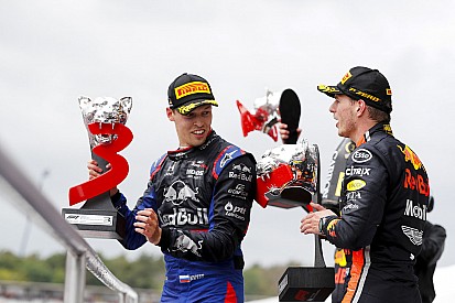 Honda: Подиум Квята – награда Toro Rosso за помощь нам