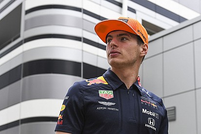 Verstappen magához hasonlította Albont, de jöhet mellé bárki