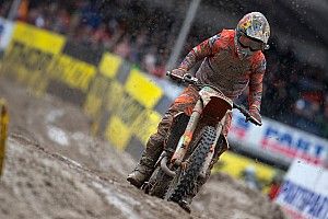 Operatie voor Herlings: 27 schroeven en 3 plaatjes verwijderd