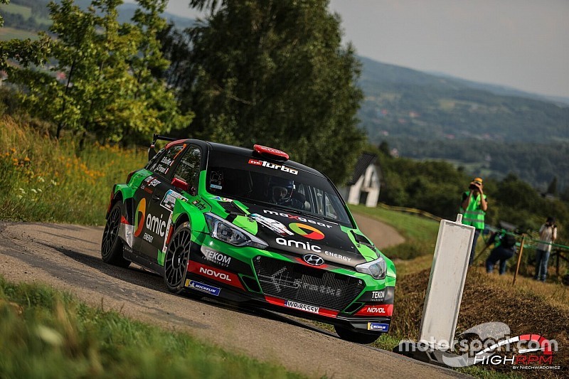 Bouffier wskakuje na fotel lidera