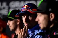 Alex Márquez: "Mi estrategia no es mala; soy el único que puede estar ahí peleando con Marc"