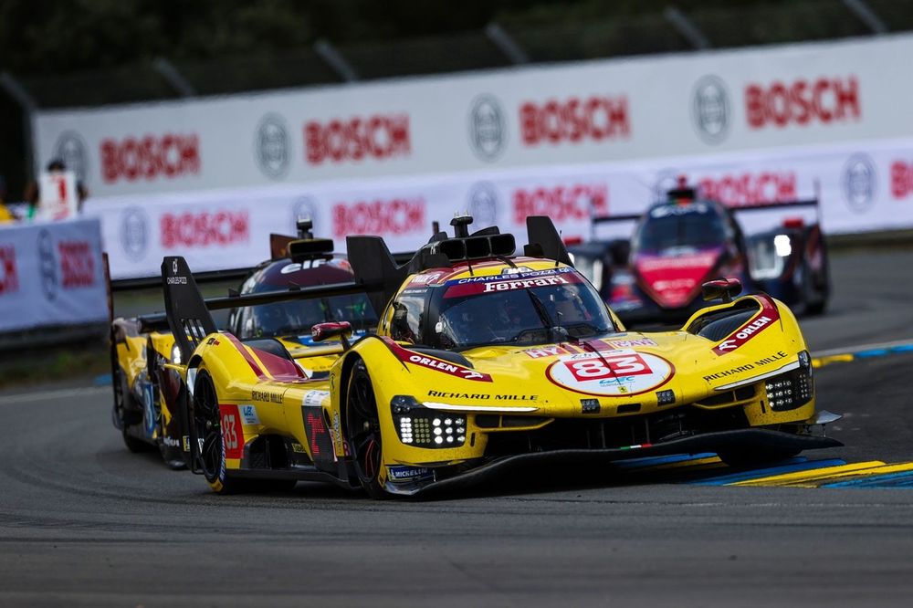 #83 AF Corse Ferrari 499P: Robert Kubica, Yifei Ye, Philip Hanson