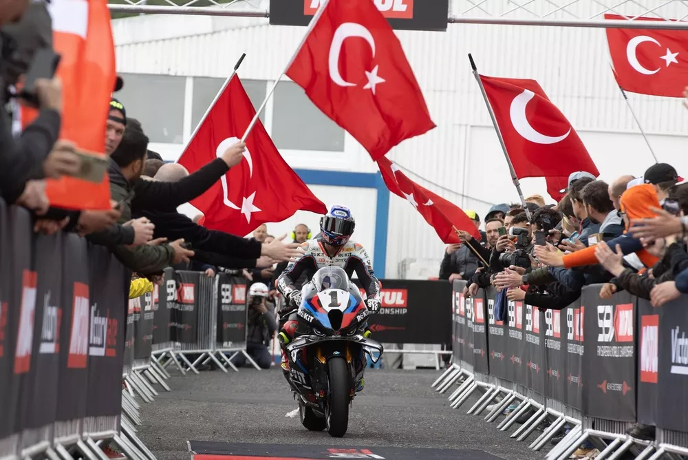 Toprak Razgatlioglu, BMW Motorrad WorldSBK Team