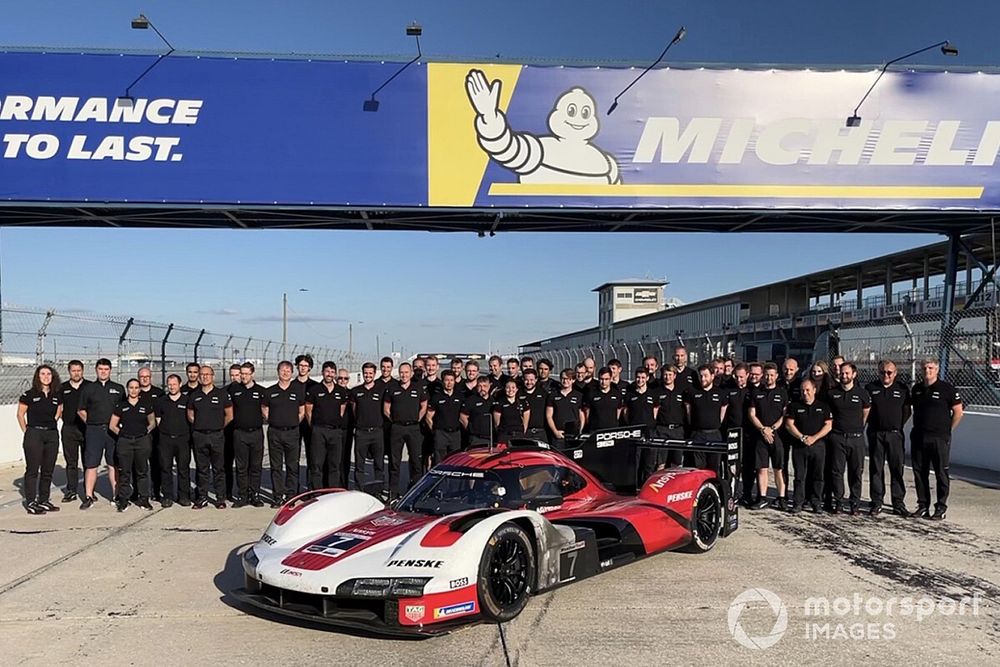 Porsche: 36 Ore di test a Sebring, anche Wehrlein prova la LMDh