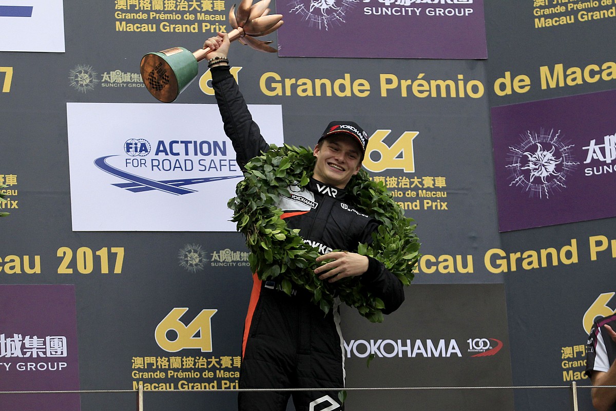 Aron in race return as part of 18-driver Mercedes factory GT3 roster ...