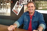 Mesmo com tentativa da Record, Reginaldo Leme revela "pressão" de pessoas para volta da F1 para Globo