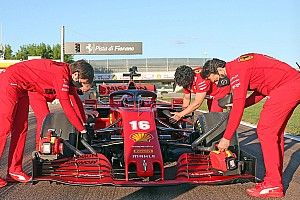 Ferrari: ecco il video di Leclerc a Maranello sulla SF1000