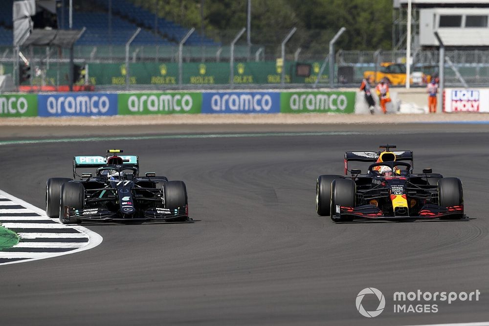 Course - Verstappen et Red Bull offrent une leçon de stratégie à Mercedes