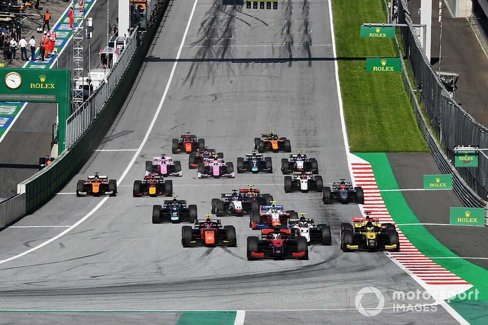 Giovinazzi F1-es startja a darálóból az évadnyitó Osztrák Nagydíjról