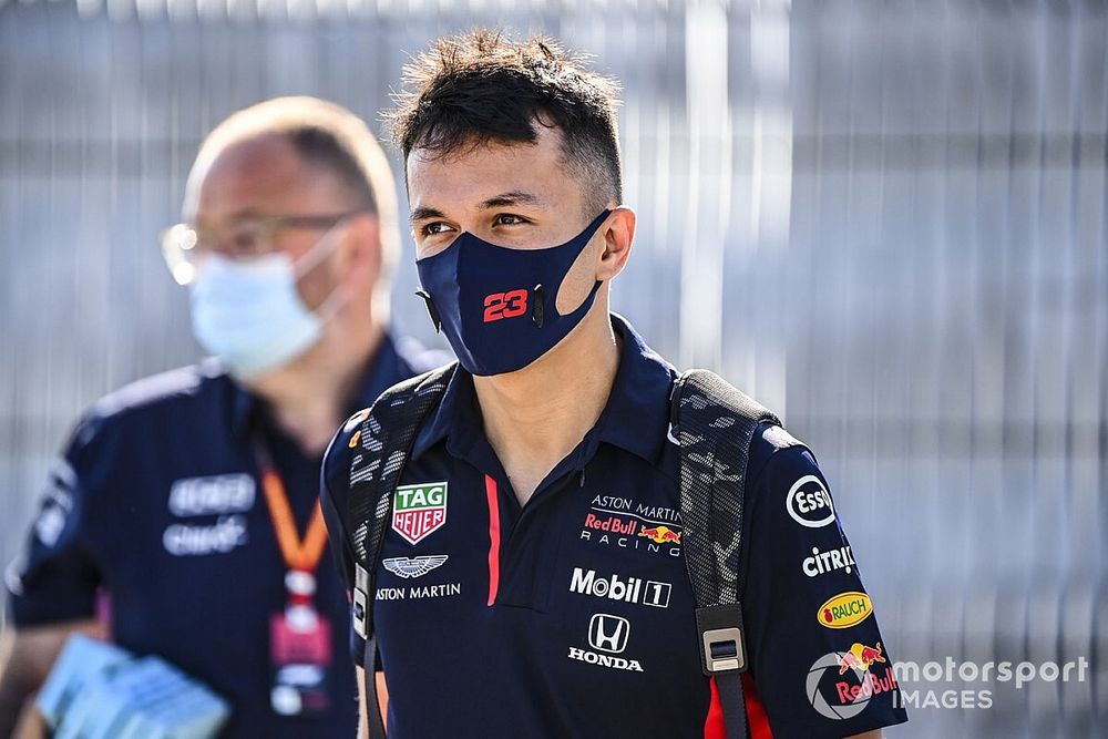 Albon, yarış mühendisi değişikliğinin gerekçesini açıkladı