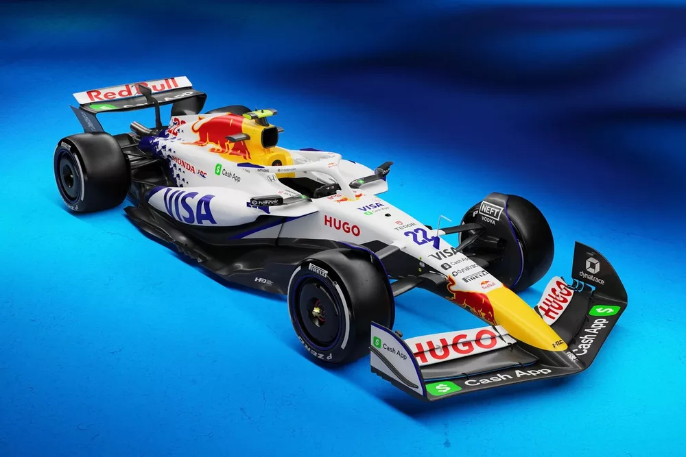 イメージ一新”白レッドブル”登場! レーシングブルズが2025年シーズン イメージ一新”白レッドブル”登場! レーシングブルズが2025年シーズン
