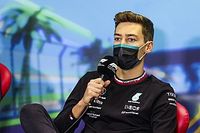 Russell abre debate sobre la ubicación de Australia en el calendario