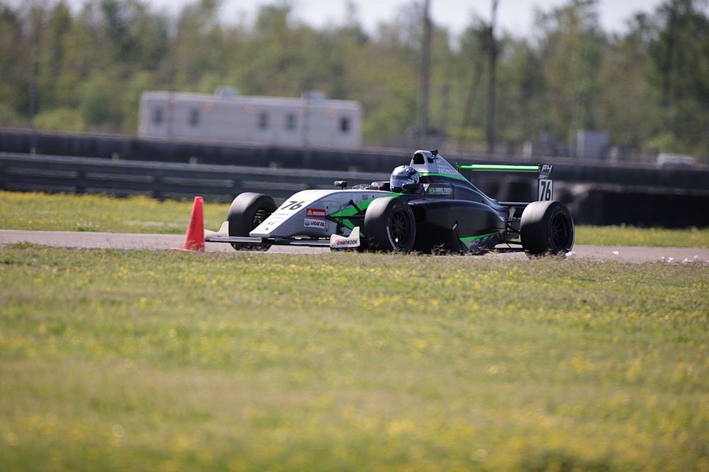 F4 US: Gabriel Fonseca conquista top 5 em NOLA