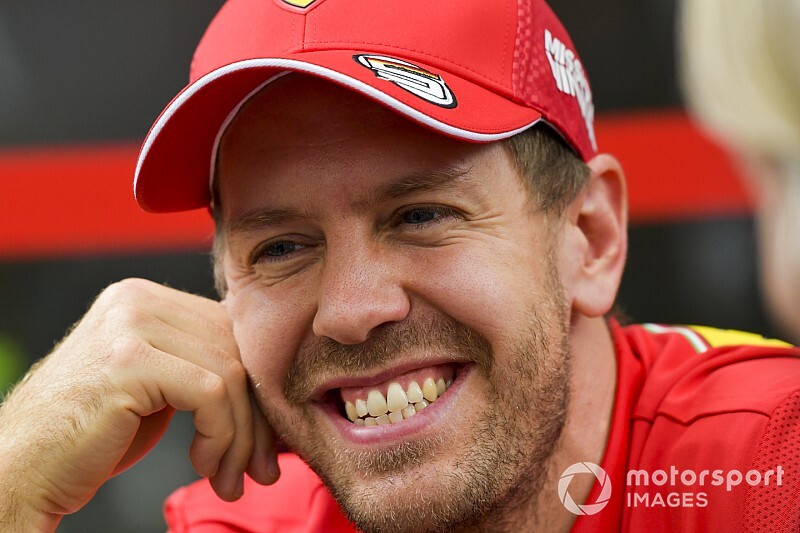Ferrari: Vettel per la terza volta papà salta la conferenza