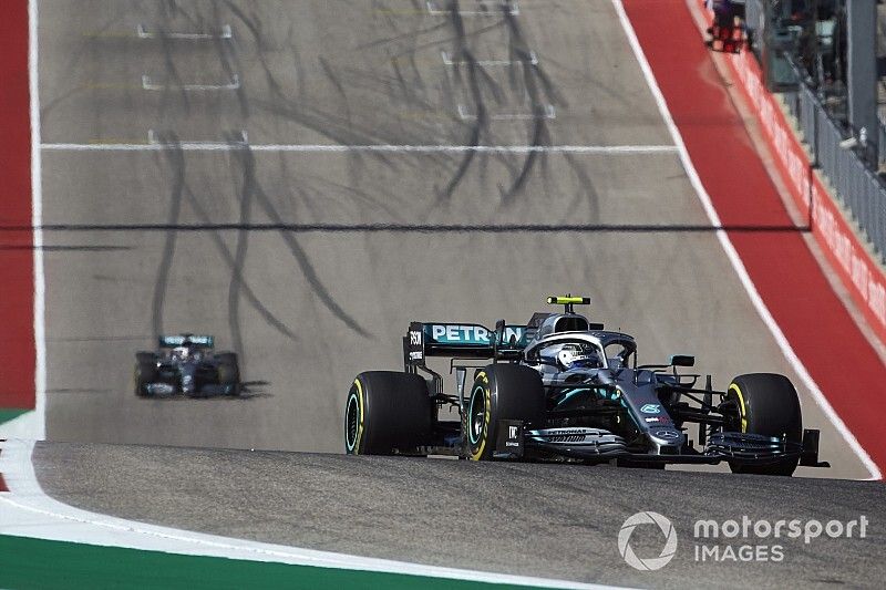 Valtteri Bottas, Mercedes AMG W10, leads Lewis Hamilton, Mercedes AMG F1 W10 