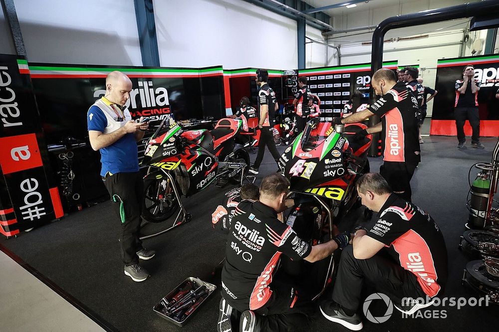 L'homologation des moteurs Aprilia et KTM est reportée