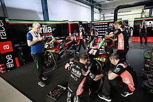 Aprilia y KTM podrán desarrollar el motor hasta final de junio