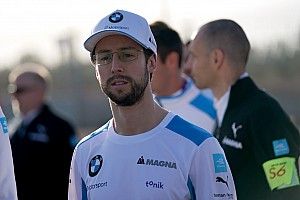 Alex Sims kalauzol el minket egy körre a Formula E monacói pályáján