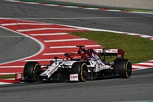 Kubica ends first day of second F1 test on top