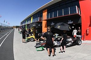 Fraga e Collet ao vivo: Assista à corrida 3 da TRS em Hampton Downs