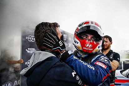 Michelisz, campeón del WTCR 2019 en una carrera con polémica