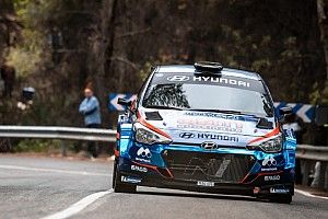 Surhayen Pernía lidera al final del primer día en el Rally La Nucía