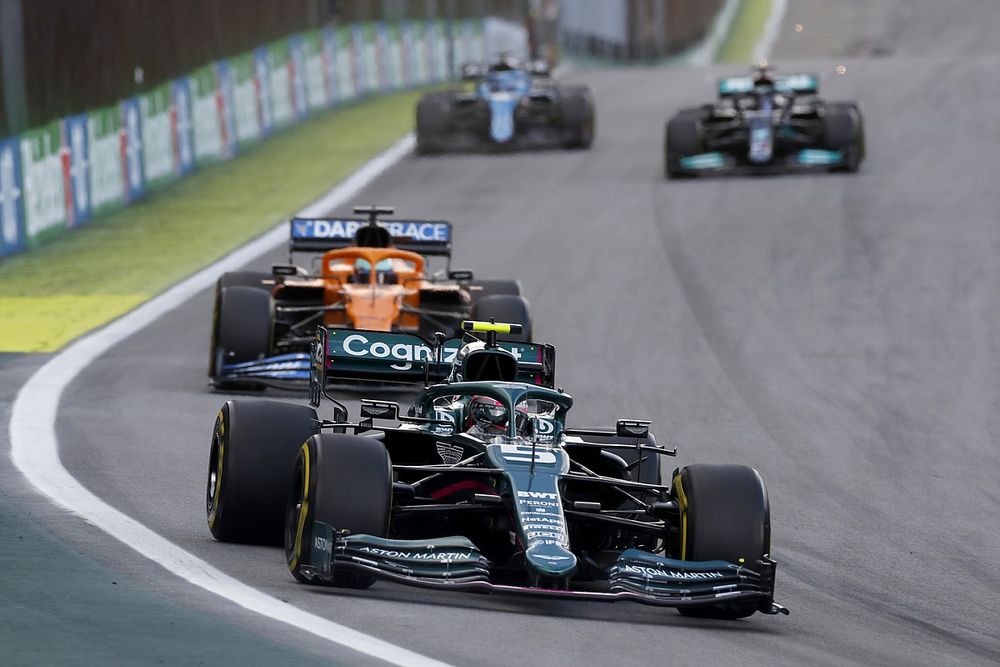 Vettel: "İyimserim fakat puan alma ihtimalimiz düşük"