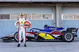 F2: Enzo Fittipaldi apresenta pintura de carro para 2022