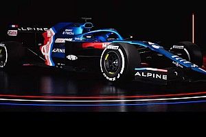 Renault завершила превращение в Alpine: команда официально представлена миру под новым именем
