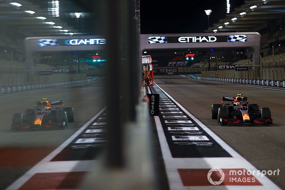 Abu Dhabi GP: Takım arkadaşları mücadelesi
