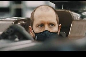 El nuevo look de Sebastian Vettel con Aston Martin sorprende