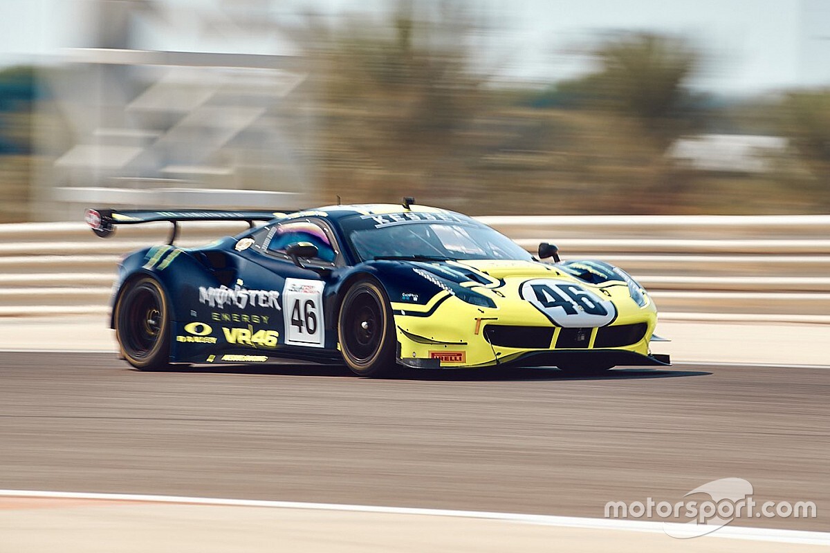 12h Golfo, Libere 1: McLaren ok, Rossi 4° con la Ferrari VR46