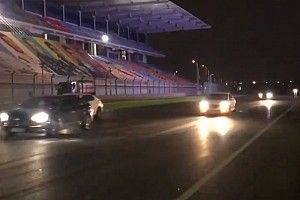 İstanbul Park'ta yol tutuşu için otomobiller turluyor