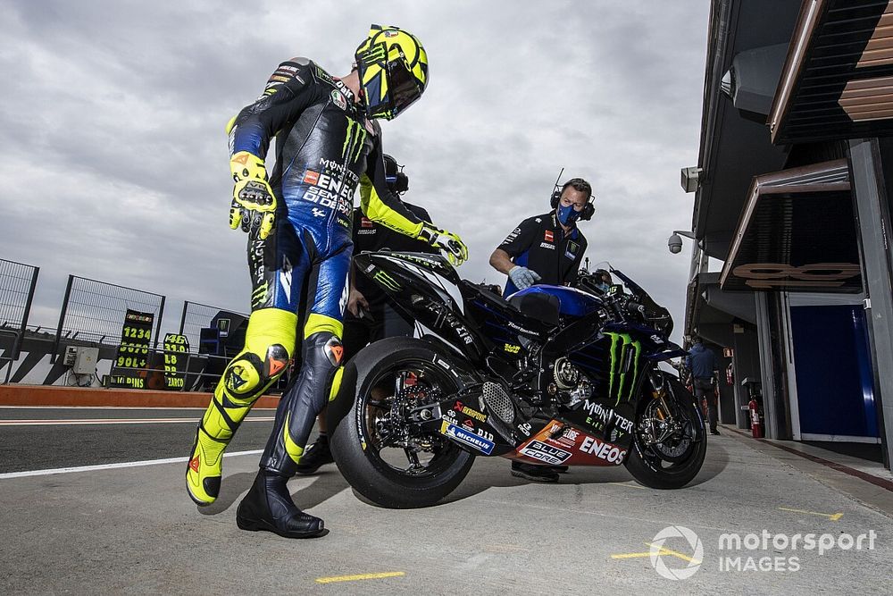 Rossi: "A Yamaha serve un programma serio con il test team"