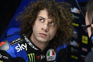 Bezzecchi courtisé par VR46 et Petronas : "Un choix difficile"