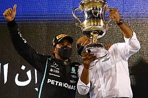 Hamilton se apoderó en Bahréin 2021 de otro récord de Schumacher