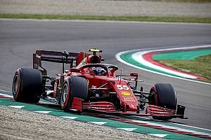 F1: Sainz diz que resultado em Ímola "expôs" falta de quilometragem com a Ferrari