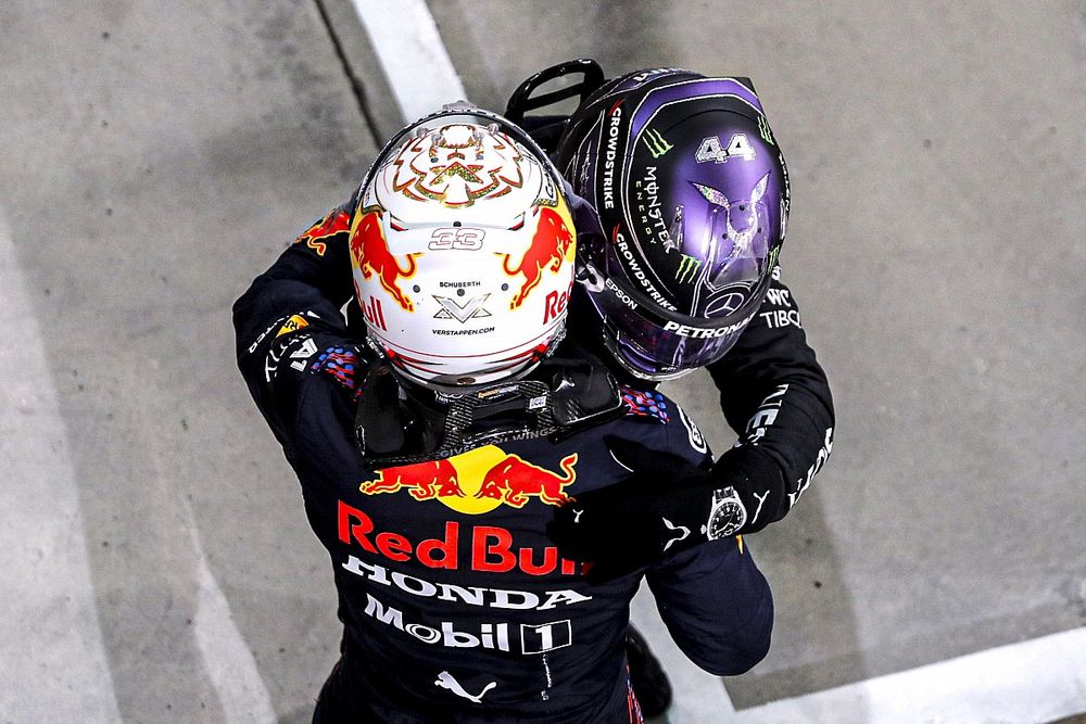 Verstappen ‘would smash’ Hamilton at Mercedes, says Piquet