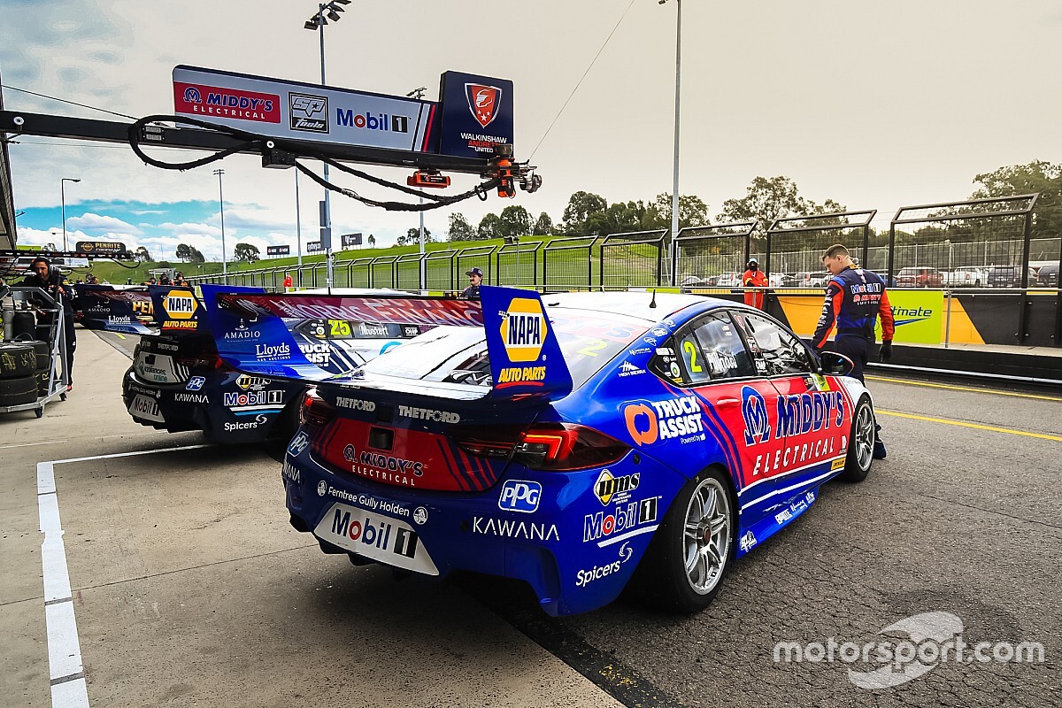 Walkinshaw Andretti United retains major backers