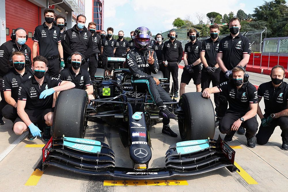 Hamilton : "Je prévois d'être là l'an prochain"