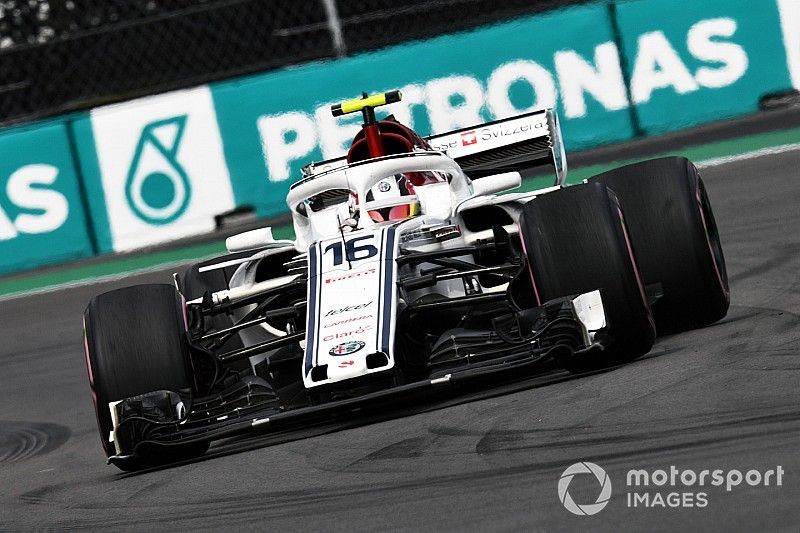 A Sauber ötvenszer figyelmeztette Leclercet, hogy óvja a gumijait Mexikóban