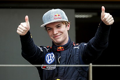Macau winner Ticktum to make F2 debut in Abu Dhabi