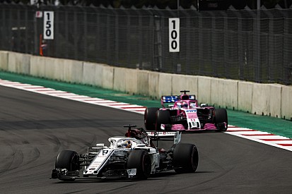 A Force India nem érti, hogyan léphetett ekkorát előre a Sauber