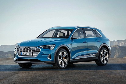 Кросовери Audi E-Tron відкликані через можливе загоряння